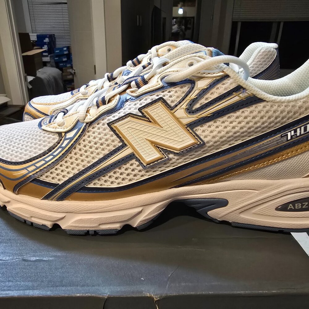 New Balance 740 U740HB2 Heron Blue/Vintage Indigo/Gold Metallic Mens Size 10